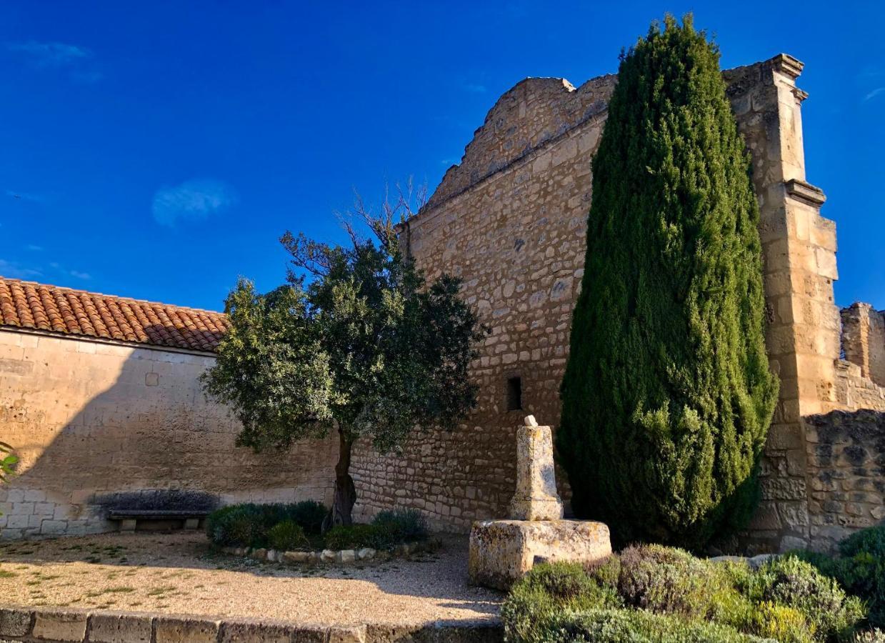 Lou Meinado Saint-Martin-de-Crau Buitenkant foto