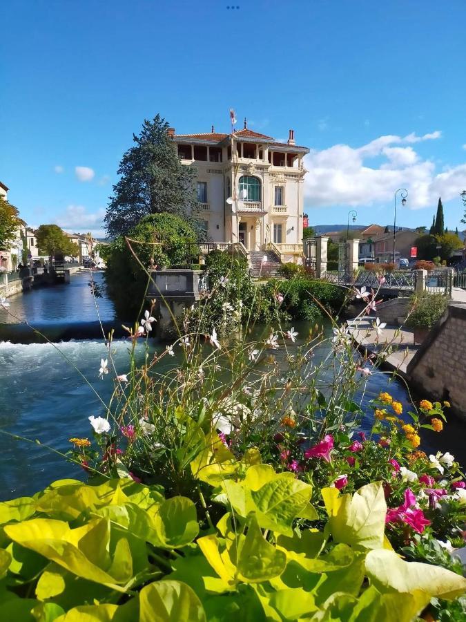 Lou Meinado Saint-Martin-de-Crau Buitenkant foto
